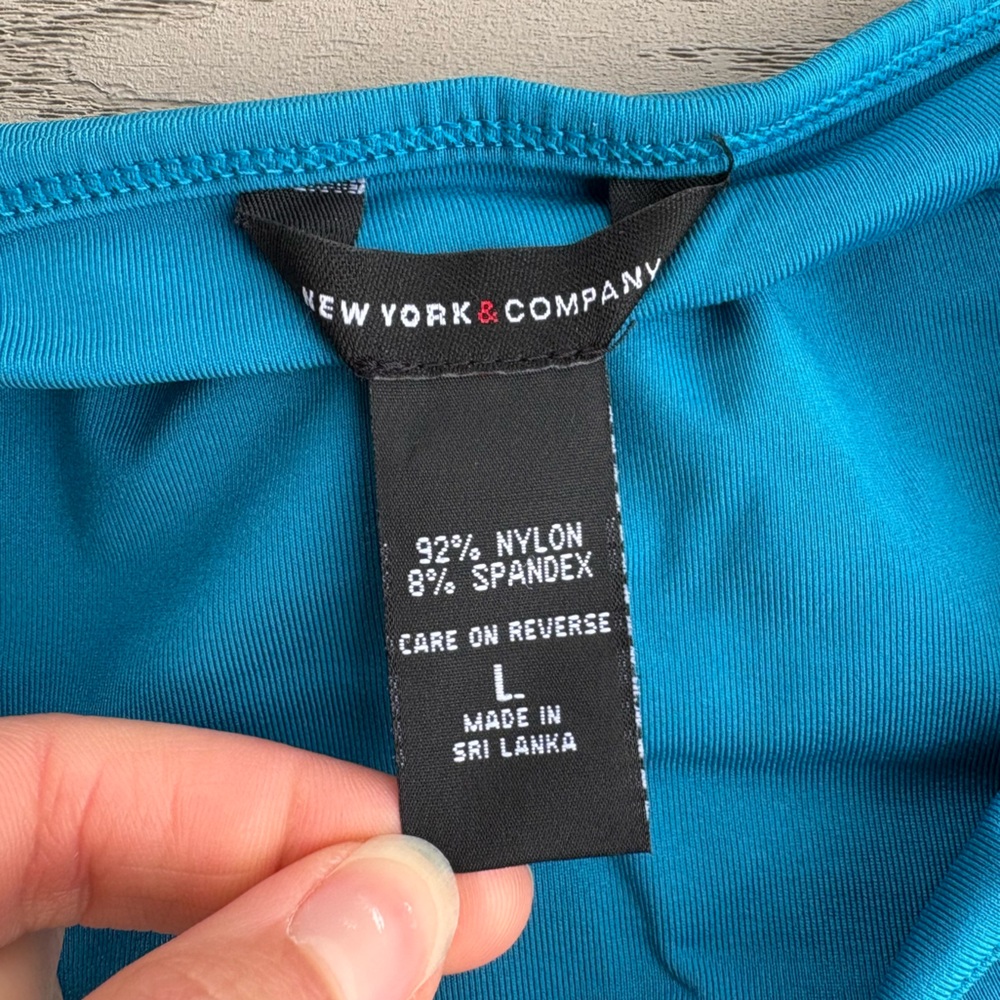 NY&Co Blue Shelf Bra Spaghetti Strap Tank Top - Picture 2 of 3